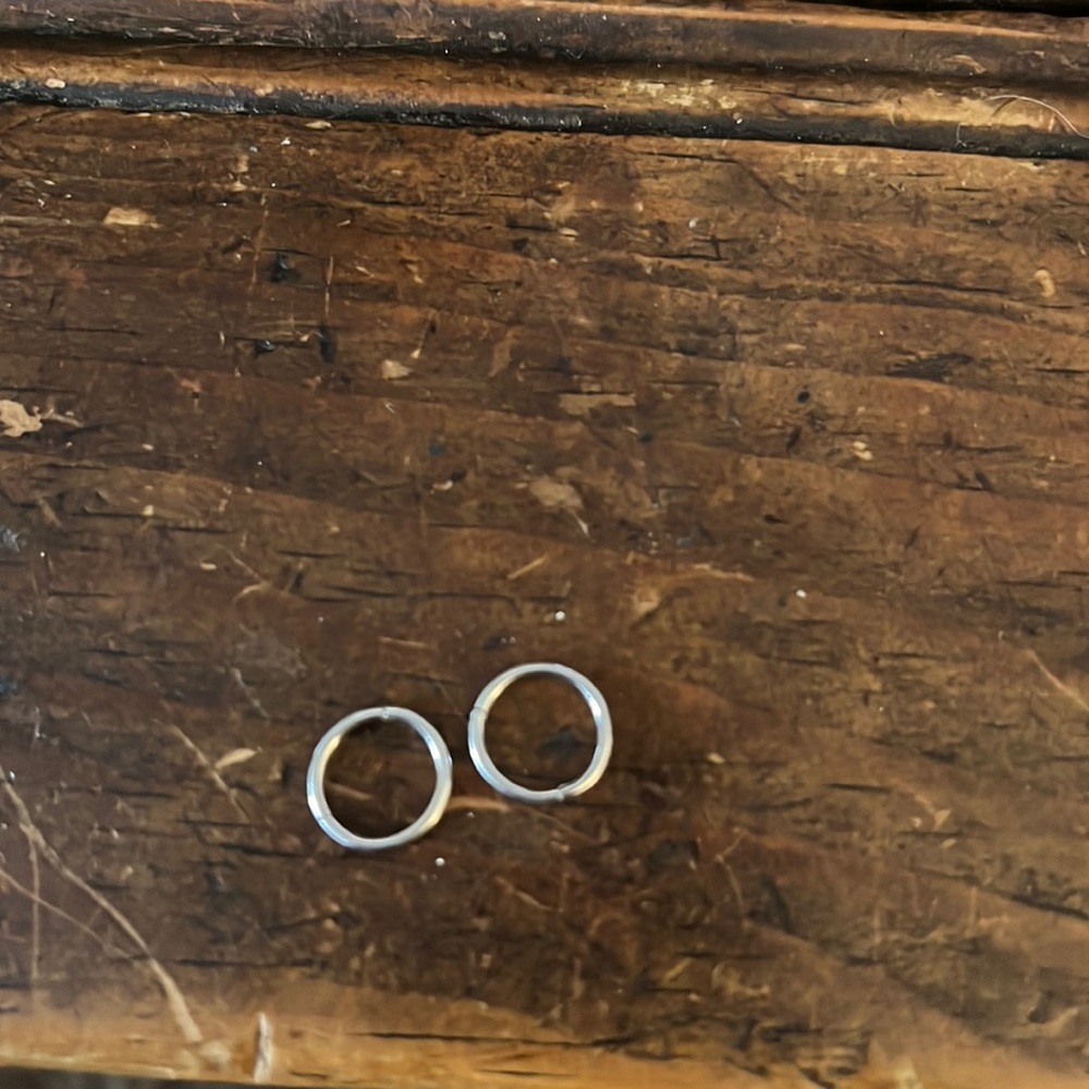Maria Tash white gold mini hoop